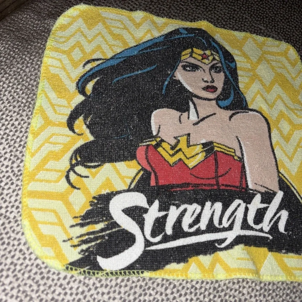 90's VTG Wonder Woman‎ Wash Cloth Towel Terry Cloth Vintage